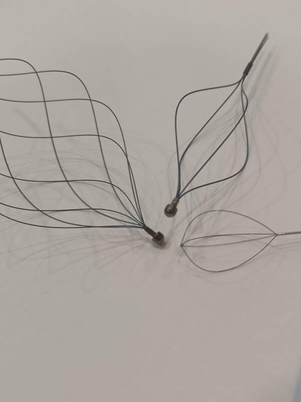 Precision laser-cut nitinol stent for vascular intervention